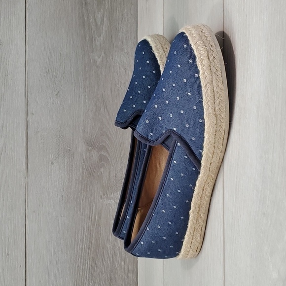 Clarks Women Cushion Soft Loafer Slip on Espadrille shoes sz 6.5W - Picture 1 of 12